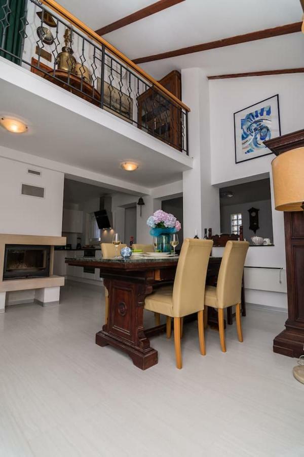 Apartment Sun View Mali Losinj Exterior photo